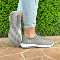 کفش اسکیچرز