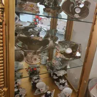 یک جفت گنجه و سرویس پذیرایی کریستال ایتالیایی|ظروف سرو و پذیرایی|مشهد, استاد یوسفی (شهرک غرب)|دیوار