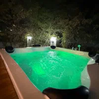 فروش عمارت شهرکی با جکوزی/ مدارک تکمیل/تراس بزرگ|فروش خانه و ویلا|سلمانشهر, |دیوار