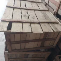 جعبه چوبی با درب ۲در۱ به ارتفاع نیم متر