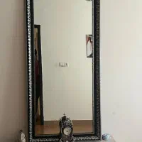 آیینه و کنسول