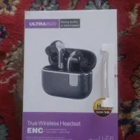 ایرپاد اولترا سور نو استفاده نشده داخل کارتون