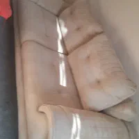 یک جفت مبل تختخواب شو