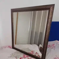 اینه بزرگ دیوار یا روی میز