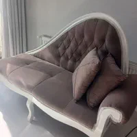 مبل کلاسیک لاوست