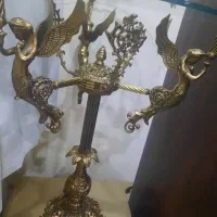 میز گرد برنزی ۳فرشته