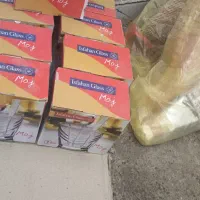 تعدادی جاقاشقی و رنده استیل