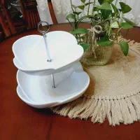 شیرینی یا شکلات خوری