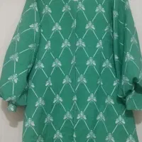 چند دست لباس درحد نو