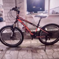 دوچرخه ویوا فورد|دوچرخه، اسکیت، اسکوتر|گنبد کاووس, |دیوار