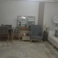 ۷۰ متر طبقه اول پارکینگ ماشین و آسانسور چسب مترو