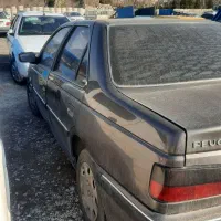 پارس ۸۱ سالم