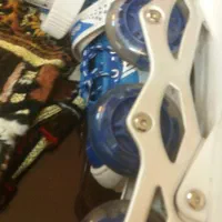 اسکیت کفشی چهارچرخ چراغ دار|دوچرخه، اسکیت، اسکوتر|اصفهان, سروستان|دیوار
