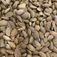بادام شیرین و تازه پوست کنده