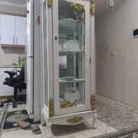 بوفه ظرف تمیز و در حد