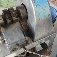 چرخ گوشت وشیر دوش گاوی