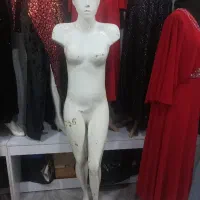 مانکن و لباس مجلسی