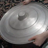 قابلمه و آبکش بزرگ