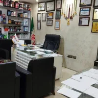 منشی خانم یا کارآموز بدنسازی و مربی بدنسازی آقا