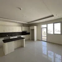 ۹۸ متر ۲ خوابه _کلید نخورده _ سند ملکی_ نزدیک حرم