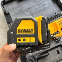 دیوالت نور قرمز و ابزار ویوارکس|ماشینآلات صنعتی|یزد, |دیوار