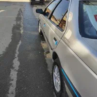 405 مدل 89 نقره‌ای