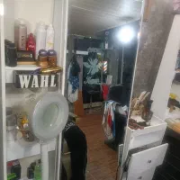 دکور آرایشگاه مردانه و سرشور در حد نو|آرایشگاه و سالن‌های زیبایی|شهریار, شهرک وائین|دیوار