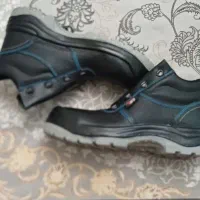 پوتین کار و کوهنوردی