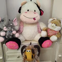 ۴تا عروسک گاو سایز بزرگ کاملا نو مناسب سیسمونی