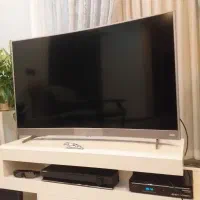 ۵۰ اینچ منحنی 4K TCL اندروید (کاملا نو)