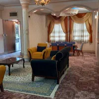 ۲ خوابه تمیز و شیک حیاط دار همت جنوبی