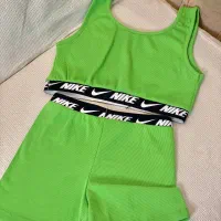 ست نیم تنه و شورتک