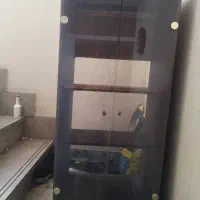 بوفه شیشه ای