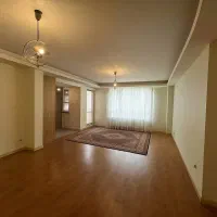 ۸۱ متر ۲ خواب/فول امکانات /منطقه ۲