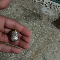 نقره دست ساز تمیز و سنگ زبرجد