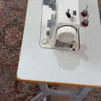 میز چرخ خیاطی نو استفاده نشده داخل کارتن پلم یک عد