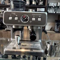 قهوه‌سازواسپرسوسازیونیک لایف‌نیمه‌صنعتی‌آسیاب‌دار