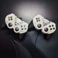 یک جفت دسته بازی ویبره و آنالوگدار ، نو