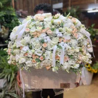 گلفروشی رزلند انواع باکس گل وماشین عروس دسته گل