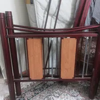 تخت یک نفره فلزی