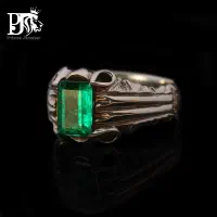 انگشترجواهرزمردکلمبیایی باگرید بالا پاک وکریستالی