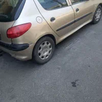 ۲۰۶تیپ ۳ فنی اتاق بسیار سالم رنگ شدگی دارد
