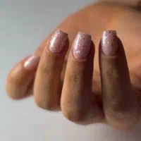 کاشت ناخن هشتگرد