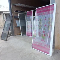 تولید و نصب انواع توری پلیسه رنگی و آلومینیومی