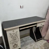 میز کامپیوتر