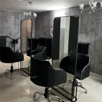 آینه آرایشگاهی دفرمه ایستاده کافی شاپی