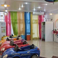 استخدام منشی خانم در آرایشگاه کودکان