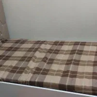 تخت خواب یک نفره