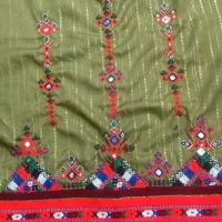 لباس تپه ای|لباس|سراوان, |دیوار