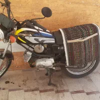یاماها۱۰۰ بدنه هندا